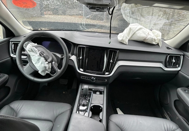 Volvo V60 cena 59900 przebieg: 20500, rok produkcji 2023 z Wrocław małe 781